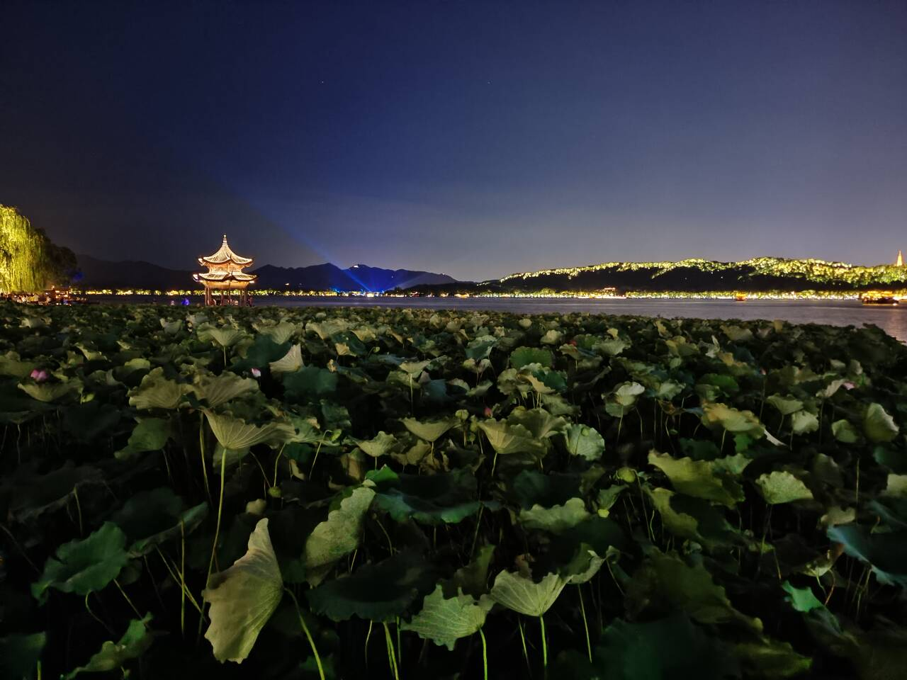 西湖夜景